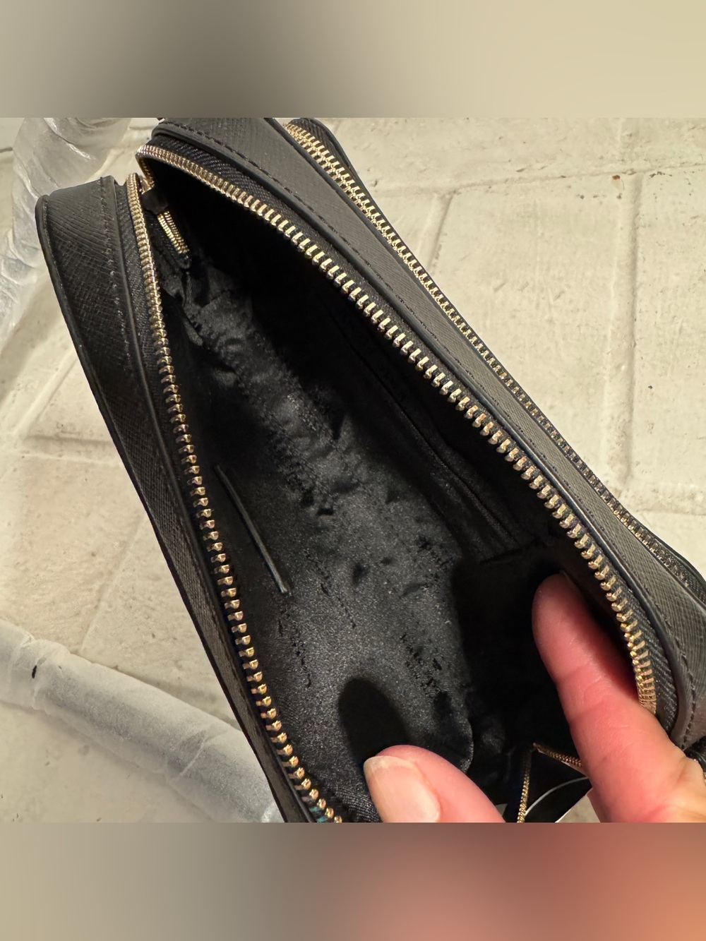 Kate Spade New York Staci Dual Zip Crossbody Bag in Black Saffiano Leather - NWT - Picture 14 of 15